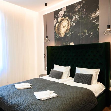 Luxury Apartments Laborca Ужгород Экстерьер фото