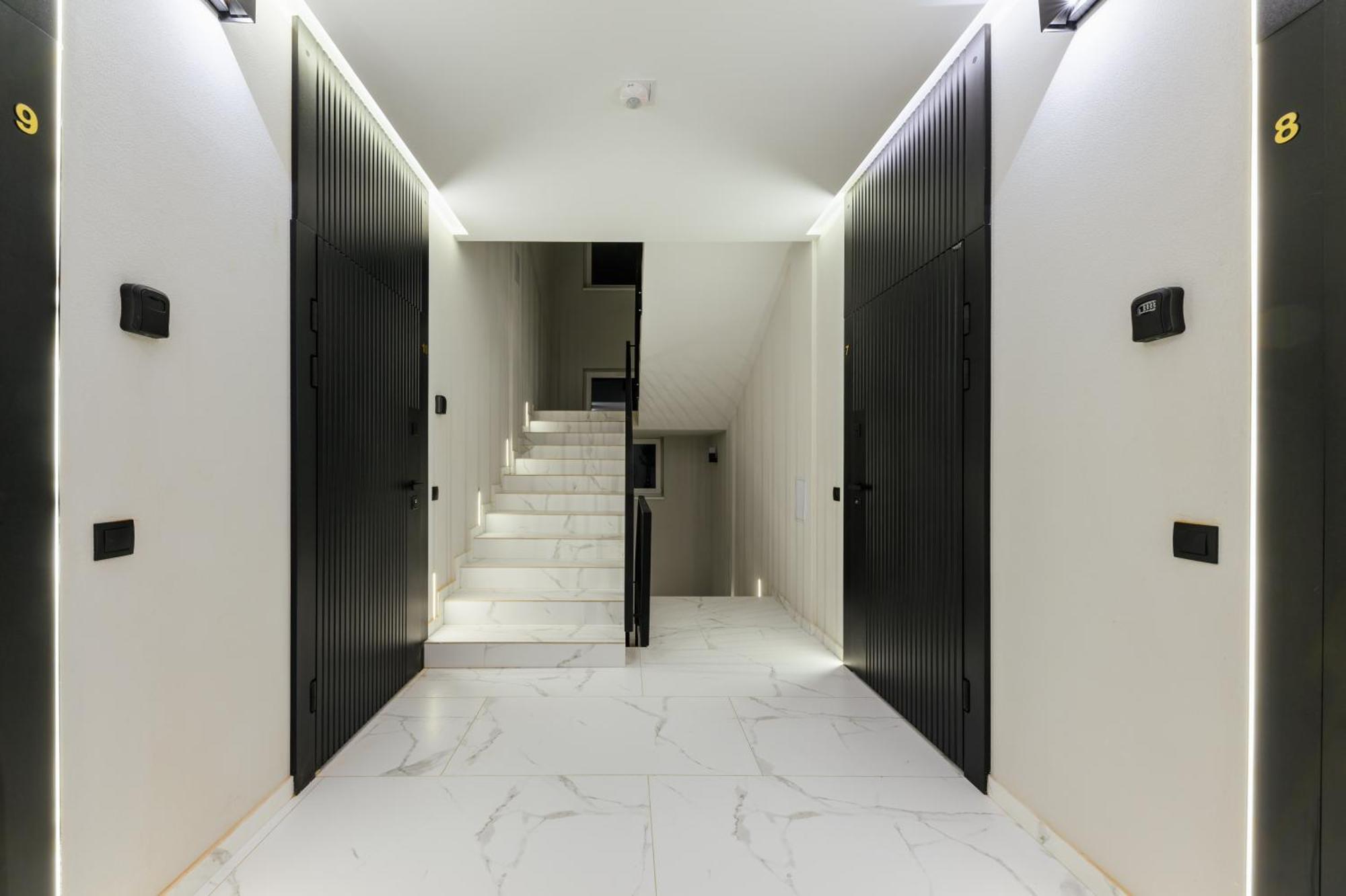 Luxury Apartments Laborca Ужгород Экстерьер фото