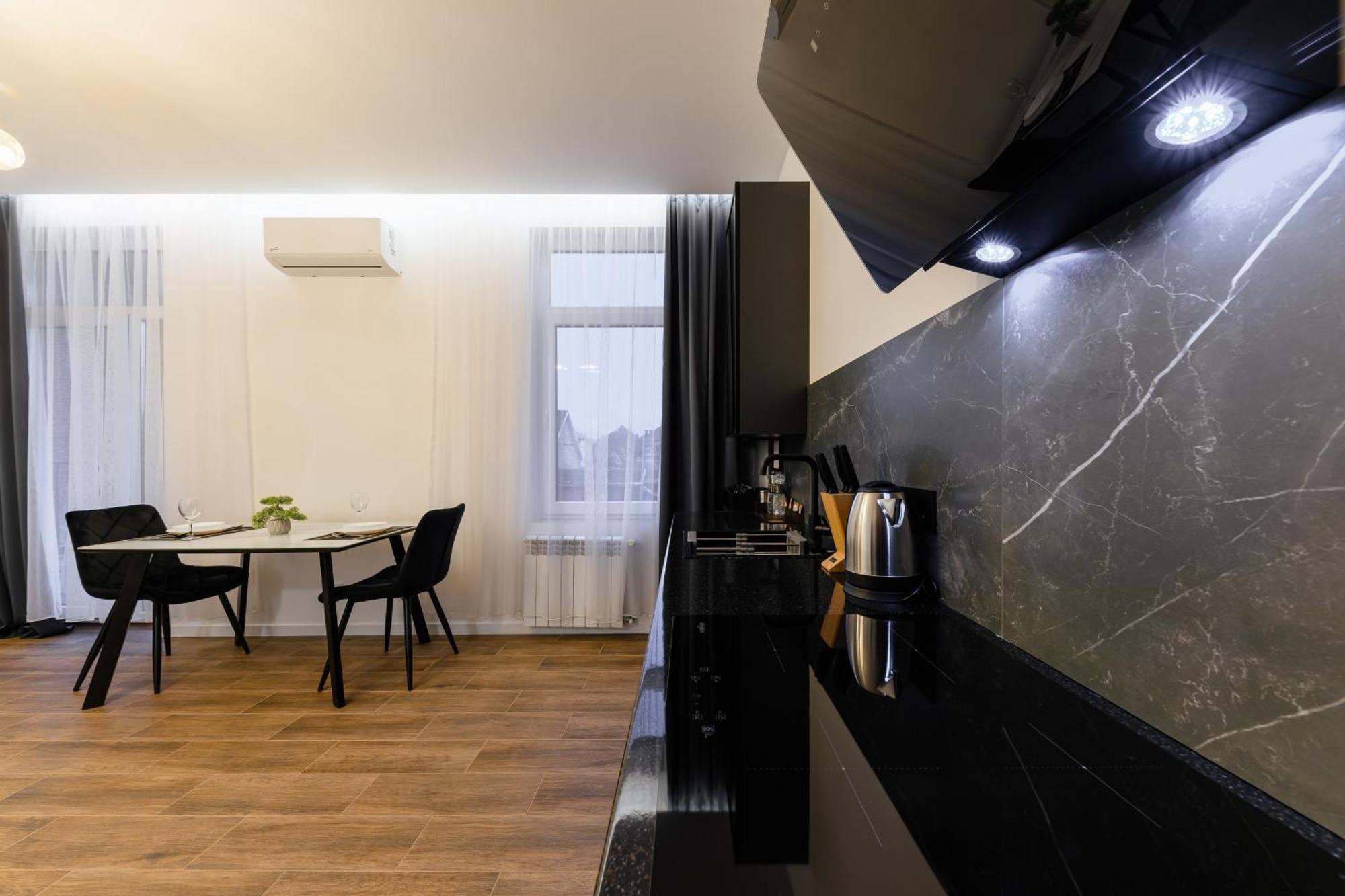 Luxury Apartments Laborca Ужгород Экстерьер фото